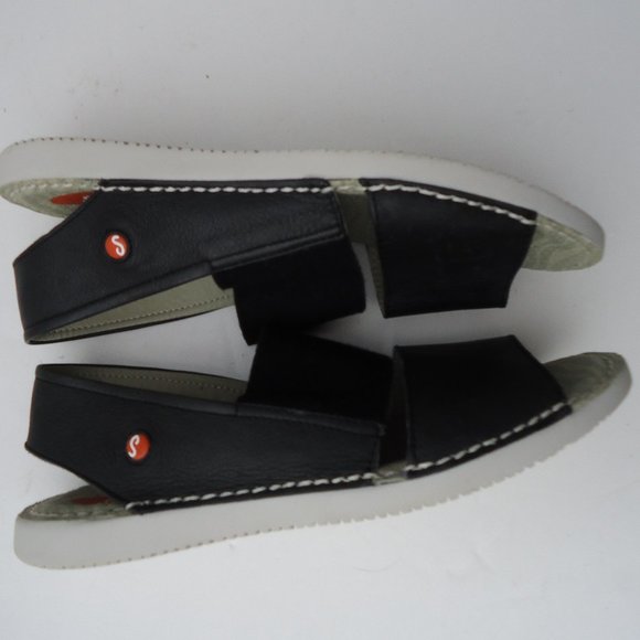 SIZE 8. Softinos leather sling back sandals . - Picture 13 of 16